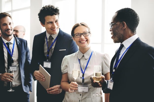 Quais são as vantagens de fazer networking?